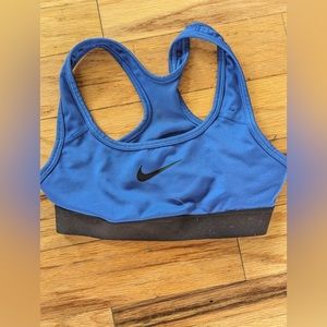 Dry fit Nike - Small sports bra